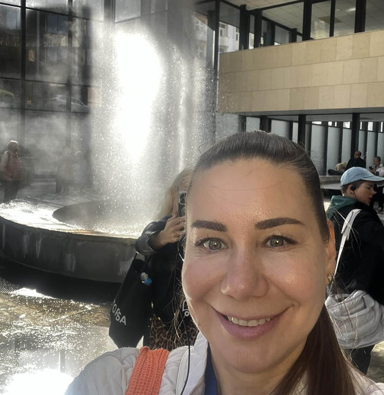 Човган Ельвіра на міжнародному заході Hyalual в Празі